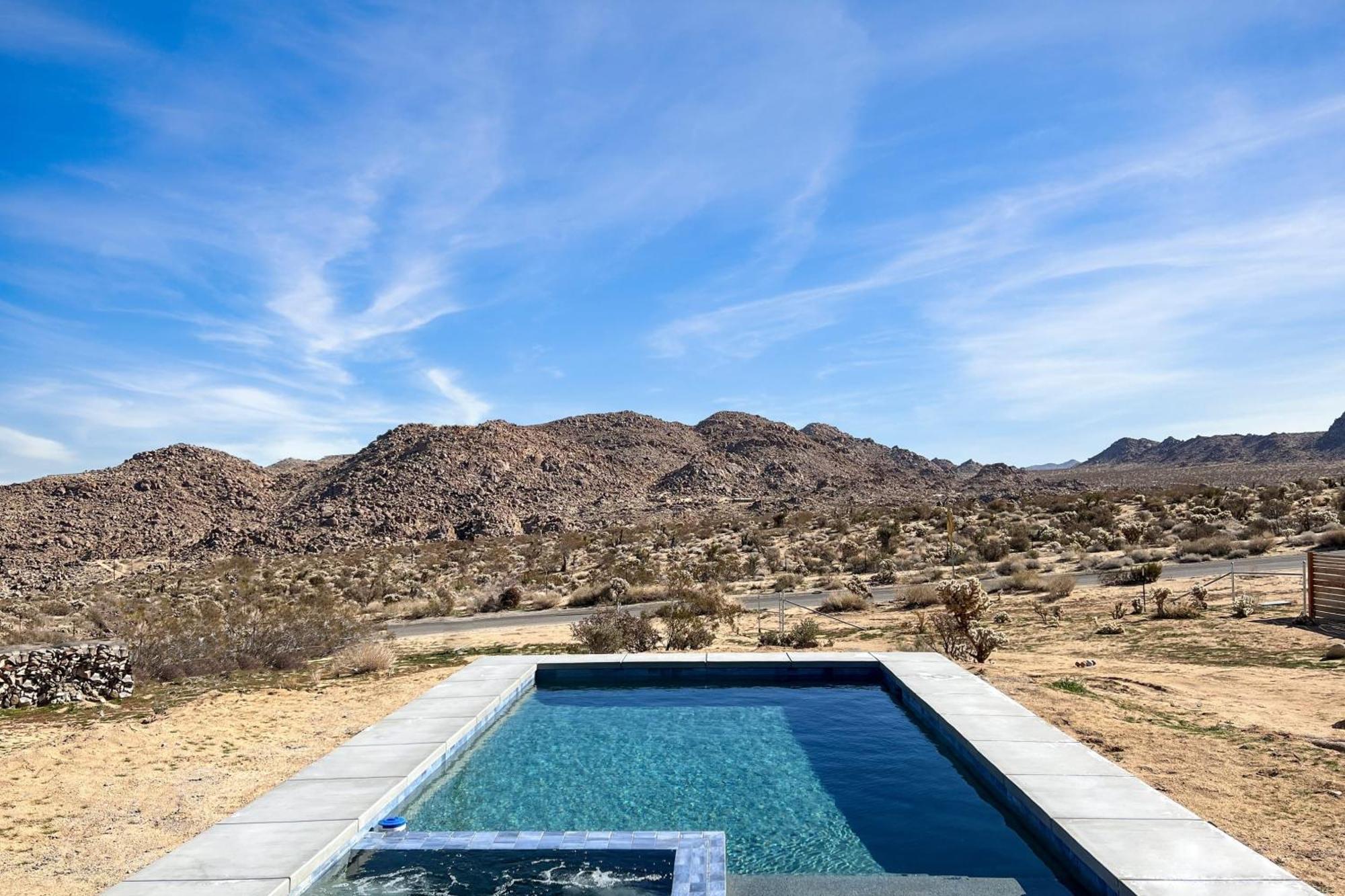 Chicory By Avantstay Modern Desert Retreat W Hot Tub Joshua Tree Dış mekan fotoğraf